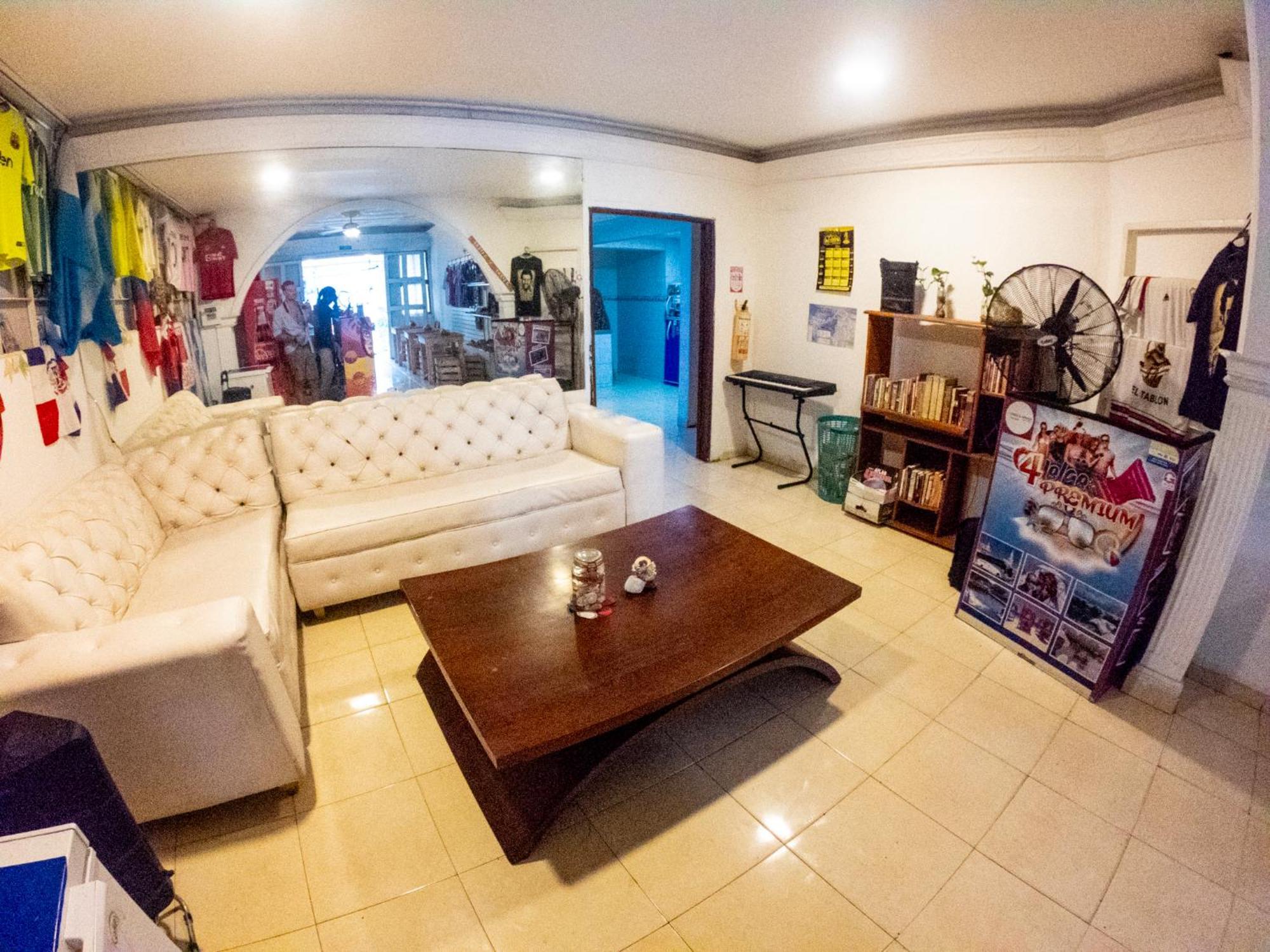 Nahimara Champeta Hostel Cartagena المظهر الخارجي الصورة